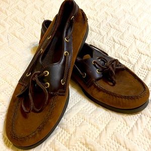 Mens Sperry Top-Sider Size 11. Gently used.